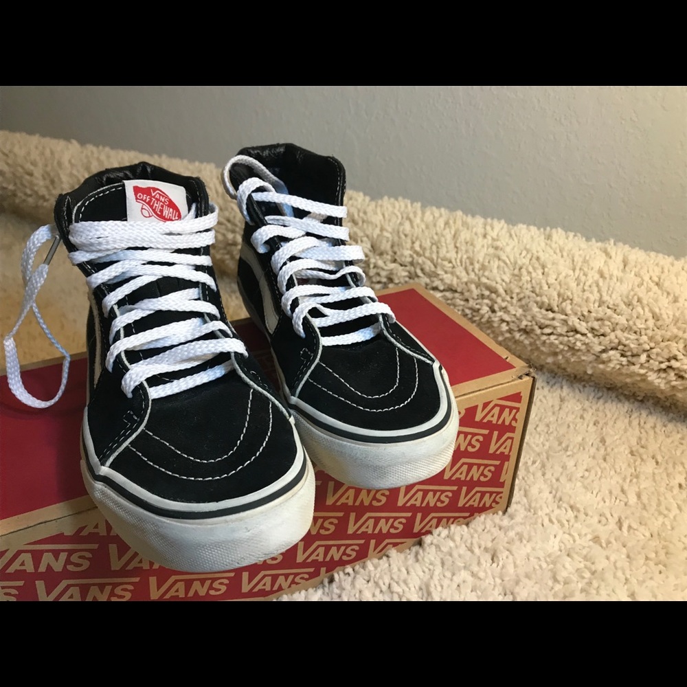 🔥Price on fire🔥 Authentic Sk8-Hi Vans  lowest !